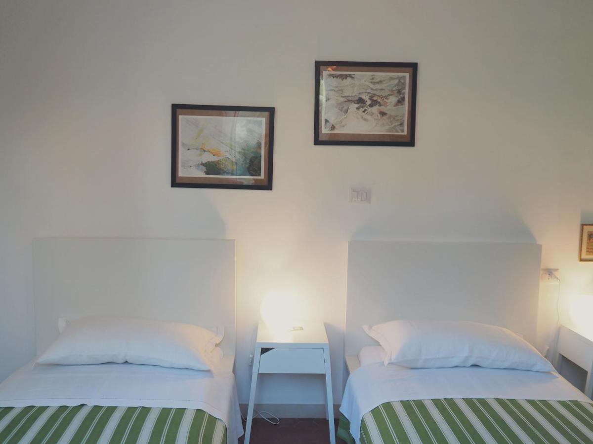 Villa Monti Colli del Tronto Esterno foto